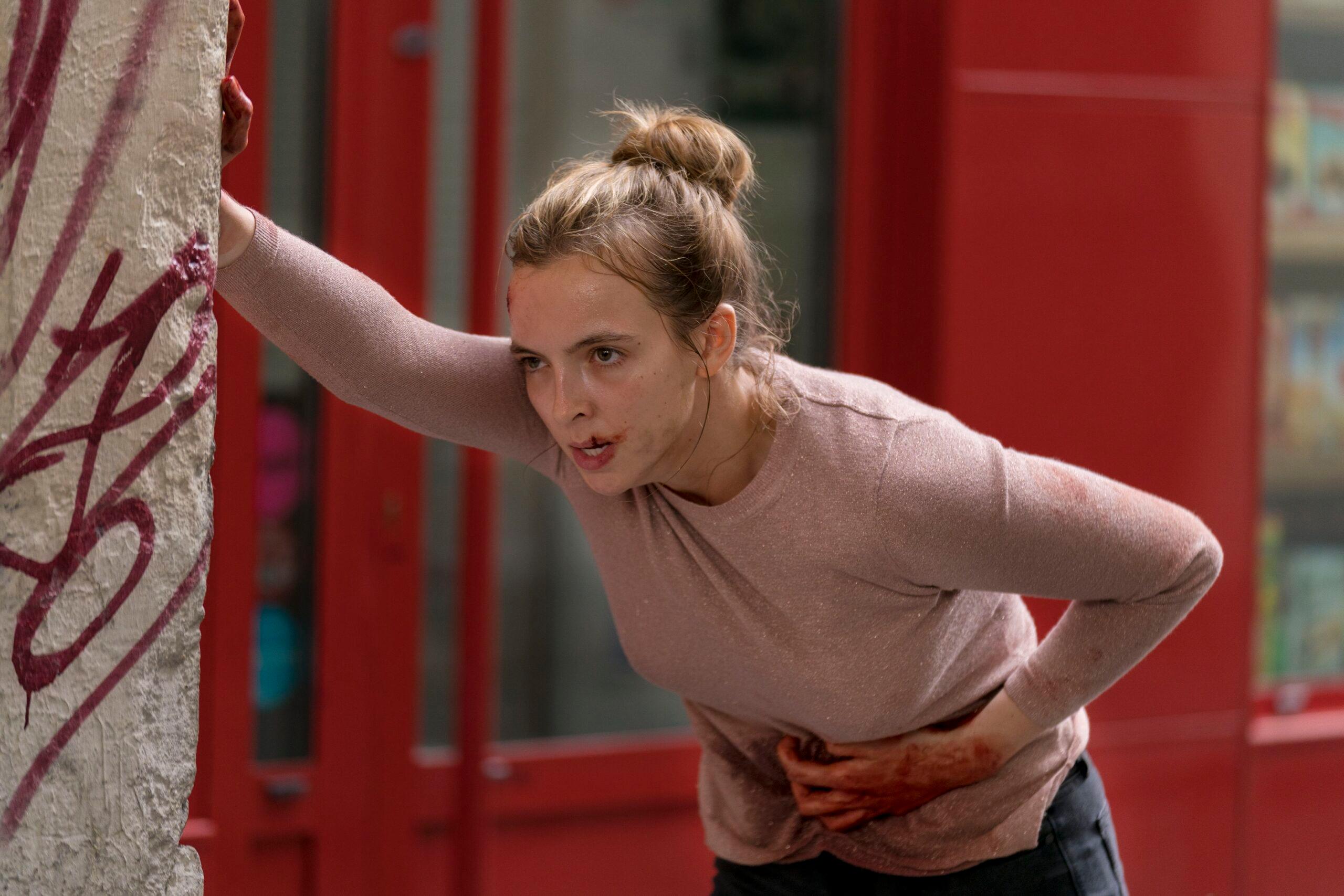 villanelle pink dress episode Villanelle robe