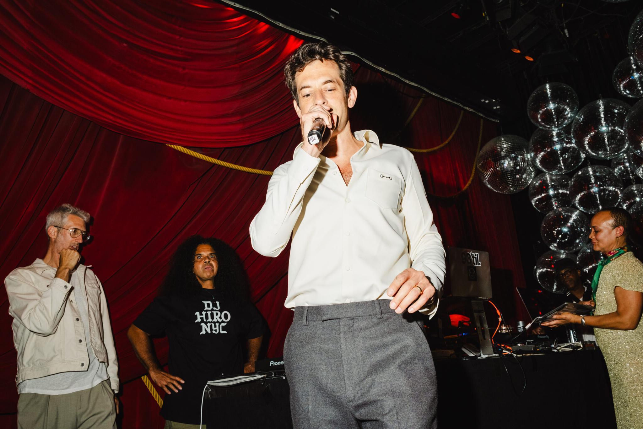 Mark Ringer They Reminisce Over You: A Night Out in ’90s New York With Mark Ronson ...